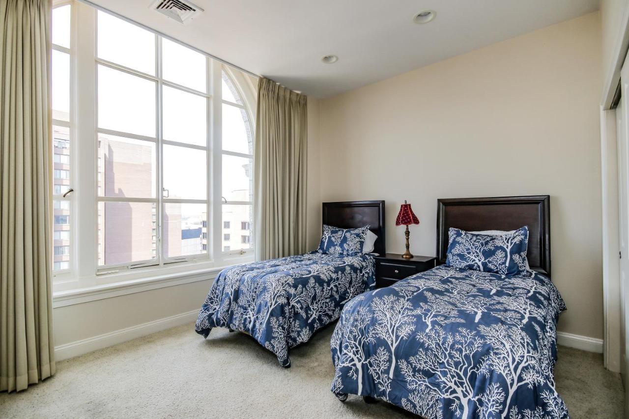 Chase Penthouse: Harbor View with Free Parking Apartment Baltimore Exterior photo