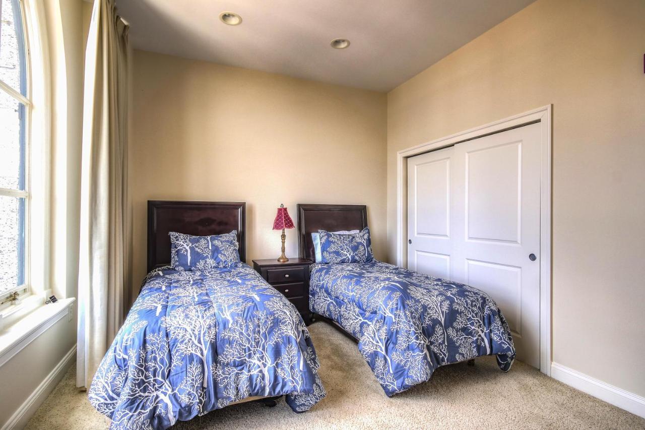 Chase Penthouse: Harbor View with Free Parking Apartment Baltimore Exterior photo