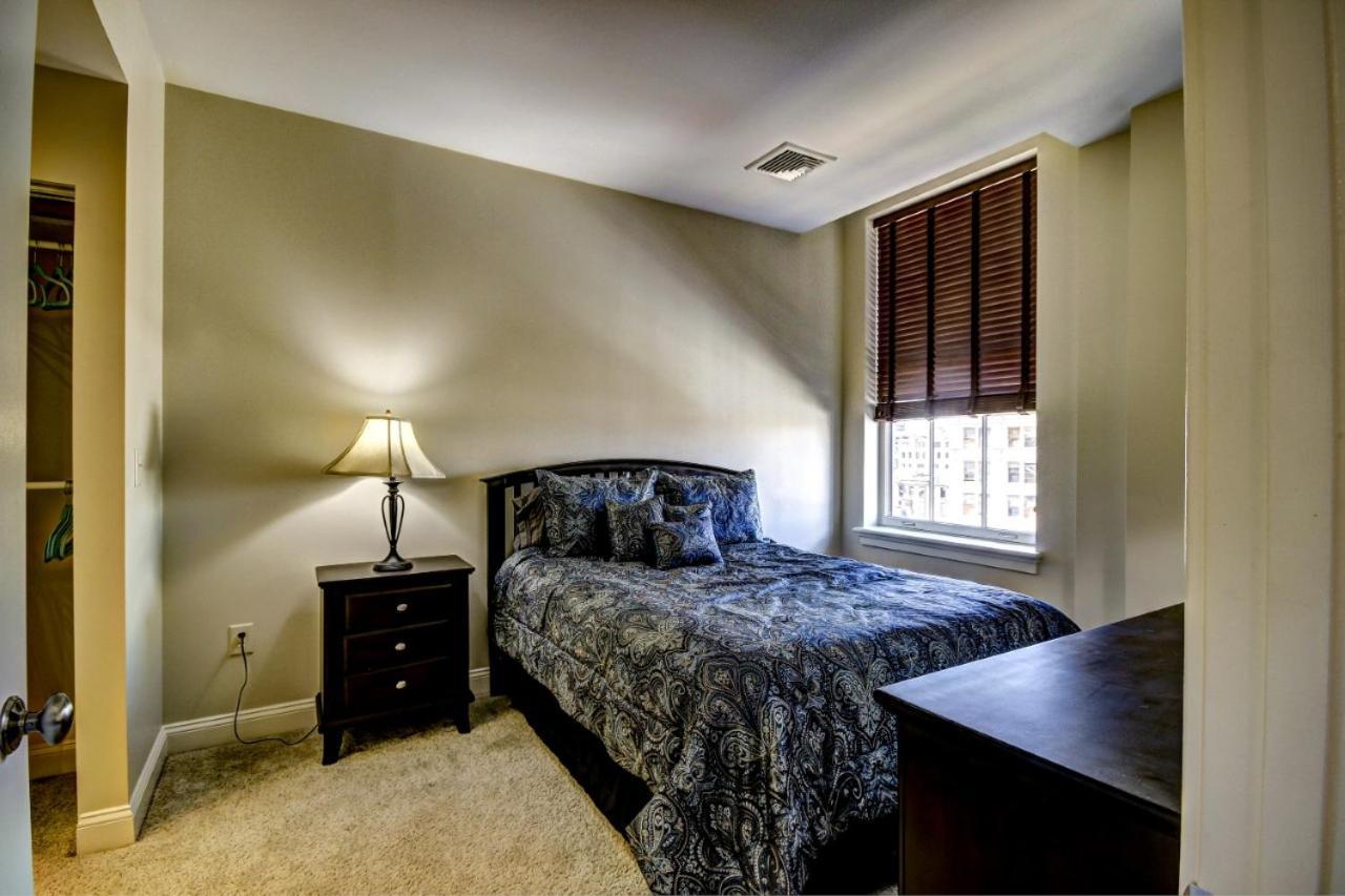 Chase Penthouse: Harbor View with Free Parking Apartment Baltimore Exterior photo