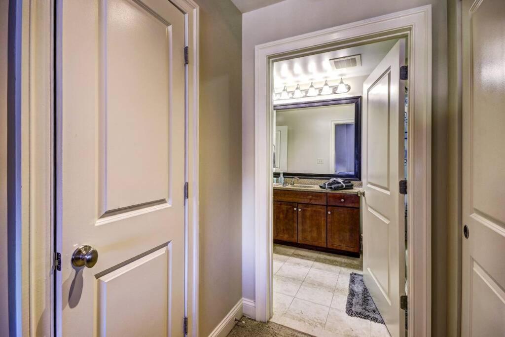 Chase Penthouse: Harbor View with Free Parking Apartment Baltimore Exterior photo